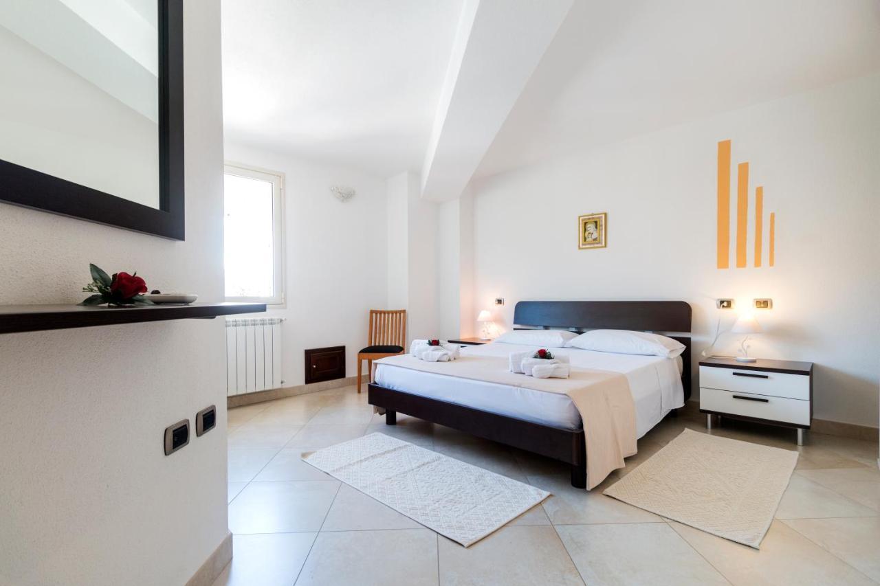 Royal Suite Apartment Cala Gonone Exterior photo