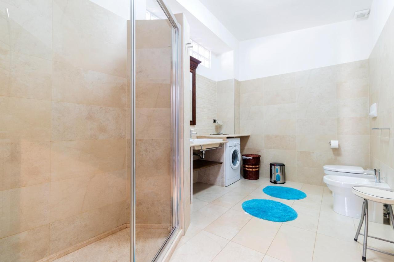 Royal Suite Apartment Cala Gonone Exterior photo